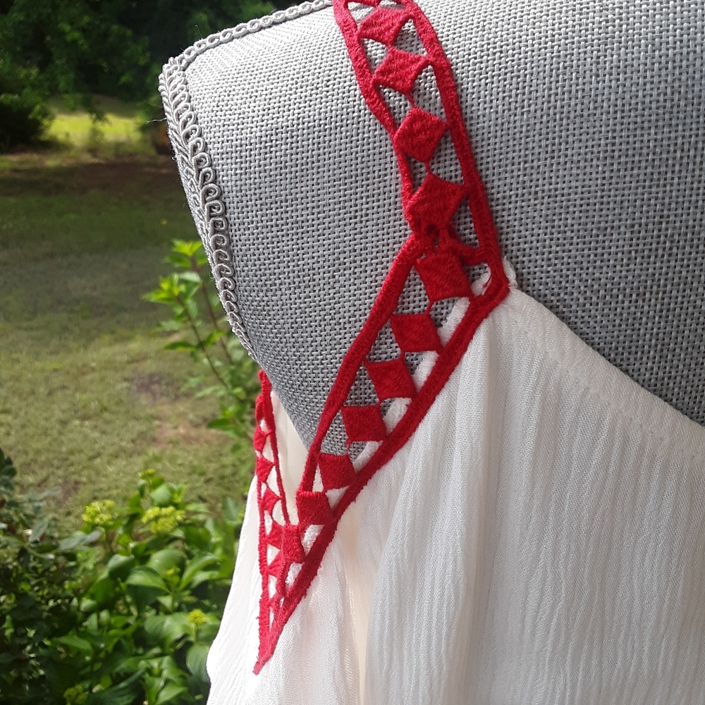 Love Fire off shoulder embroidered Dress - Picture 4 of 10